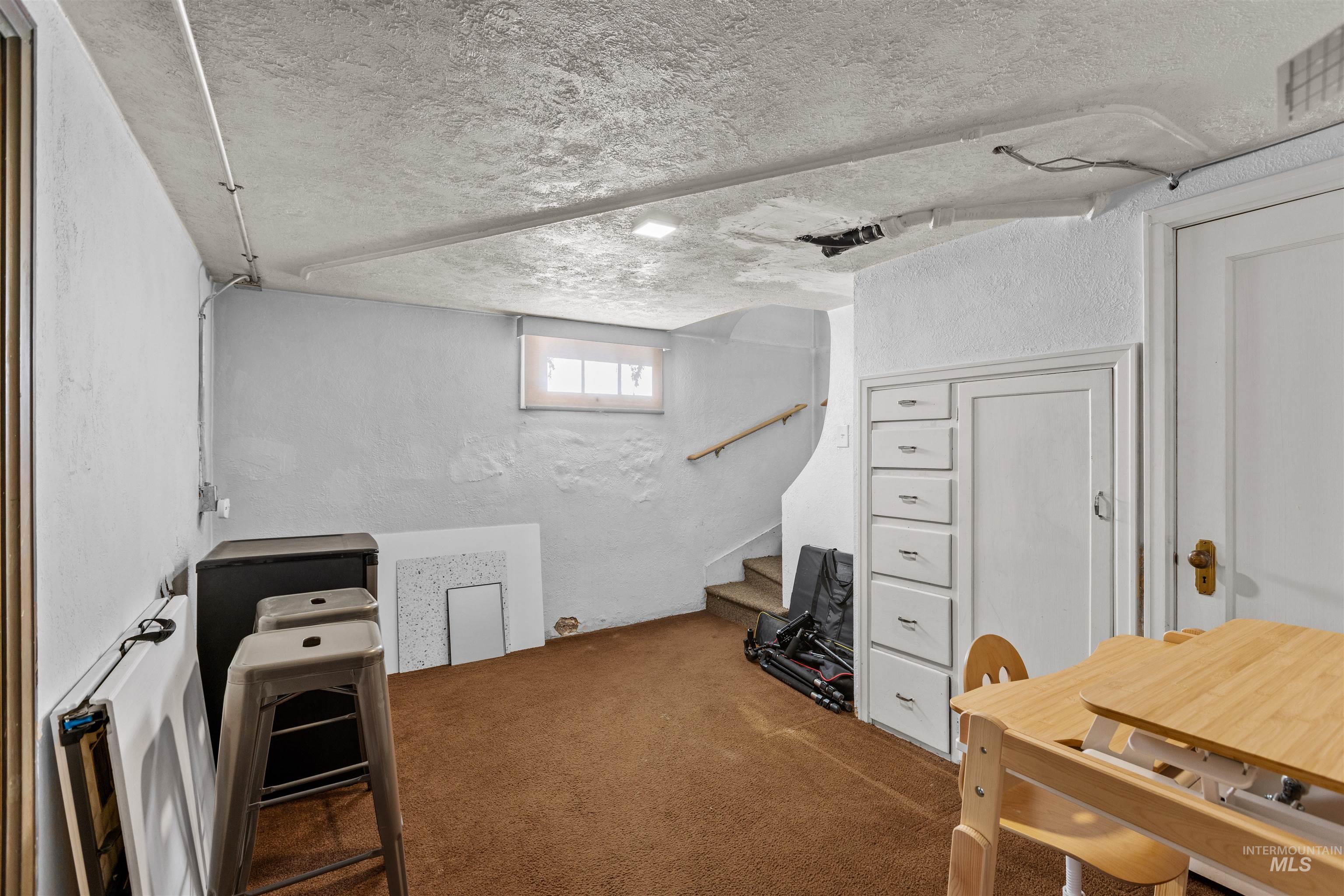 1403 S Broadway Avenue Property Photo 20