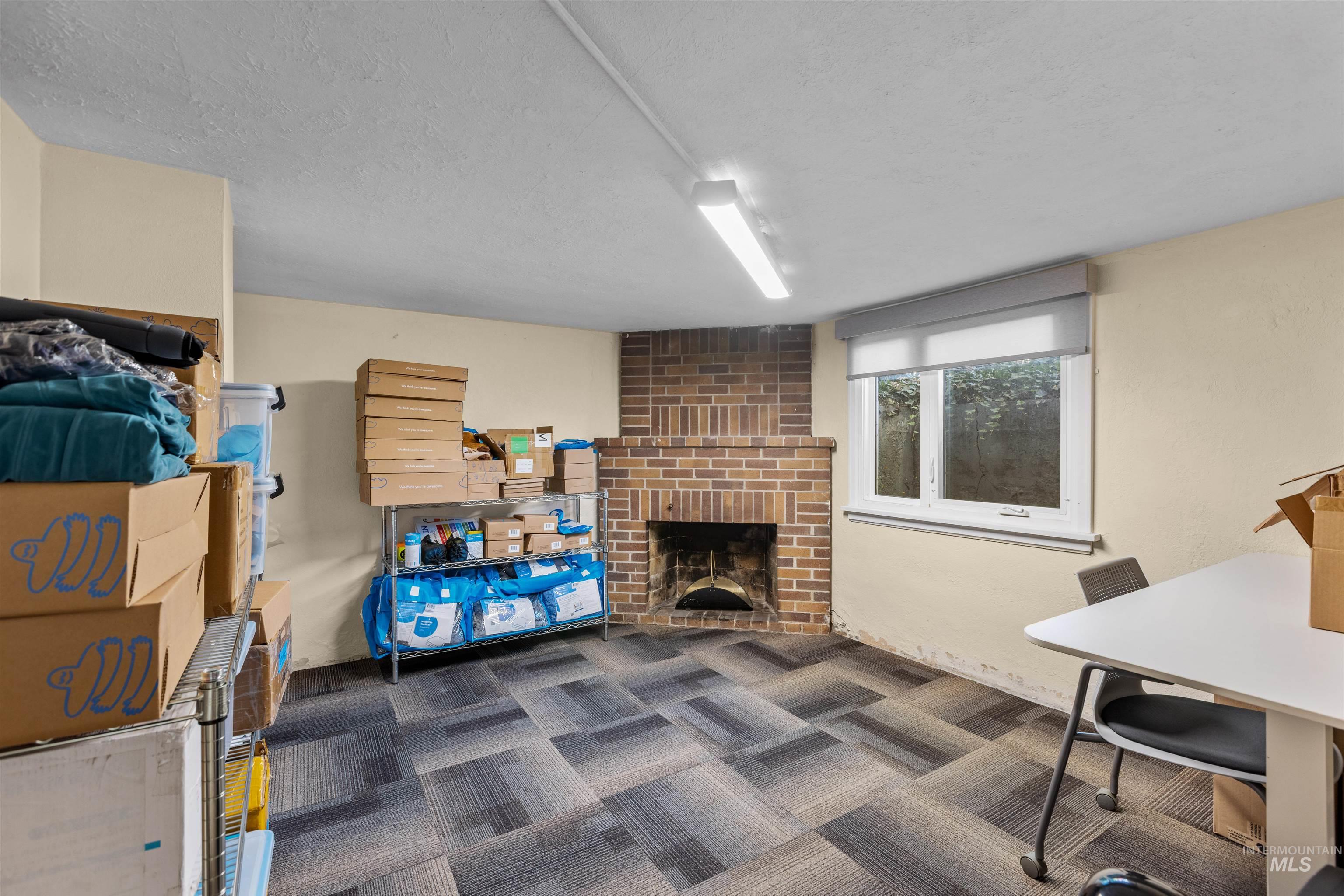 1403 S Broadway Avenue Property Photo 25
