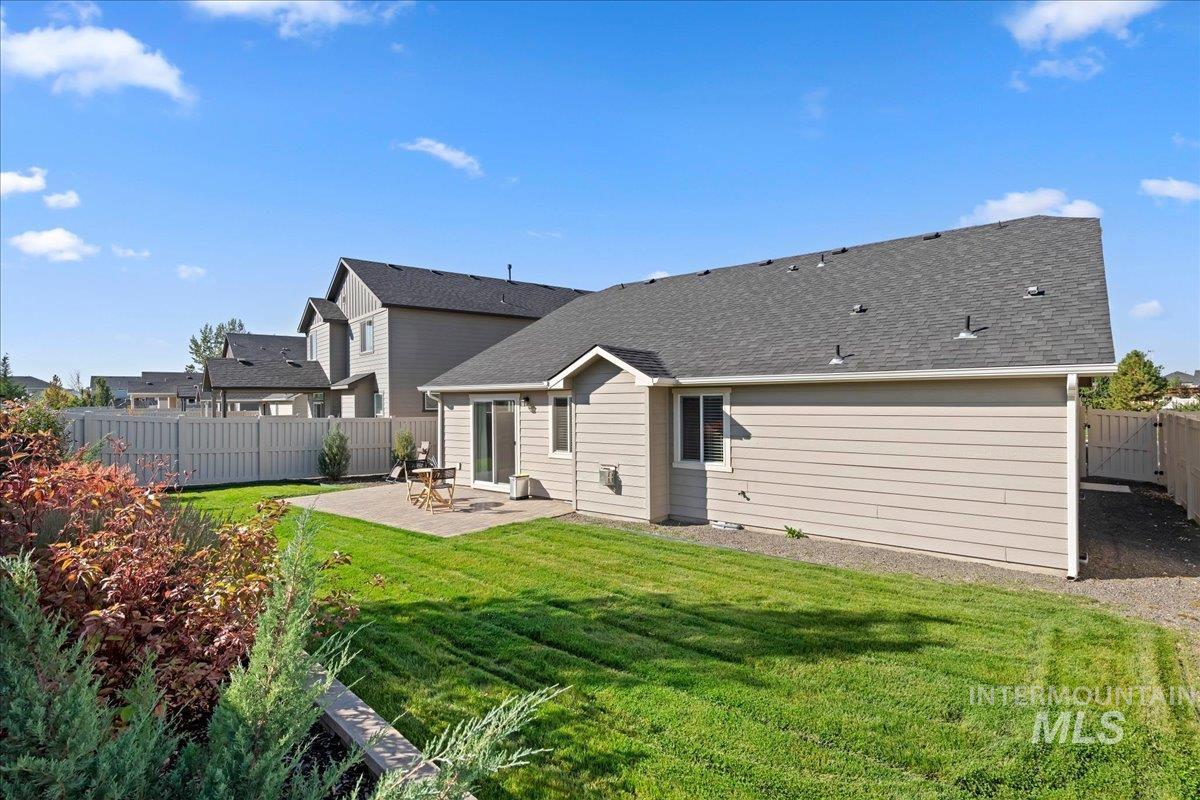4526 N Glenrock Way Property Photo 24