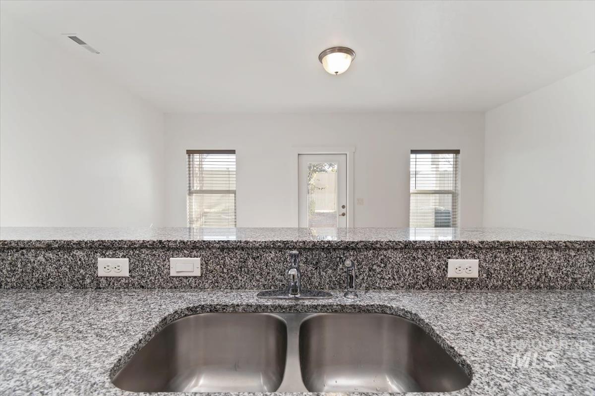 5686 Cherry Lane Property Photo 11