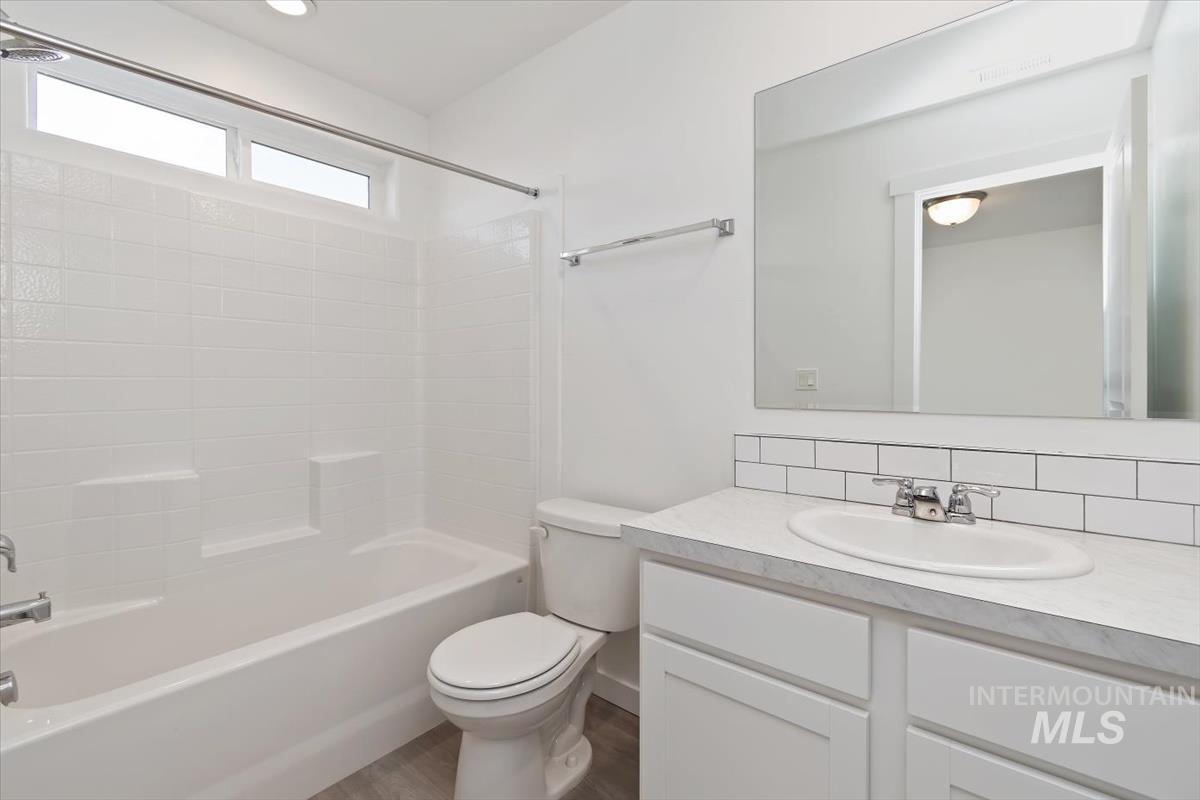 5686 Cherry Lane Property Photo 27