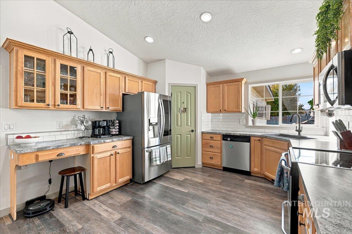 1045 Sw Julia Street Property Photo 18