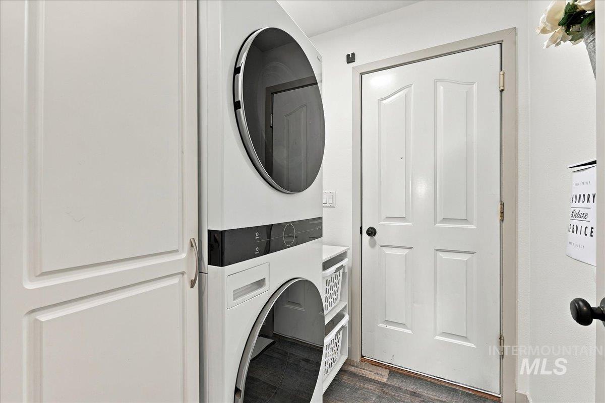 1045 Sw Julia Street Property Photo 37