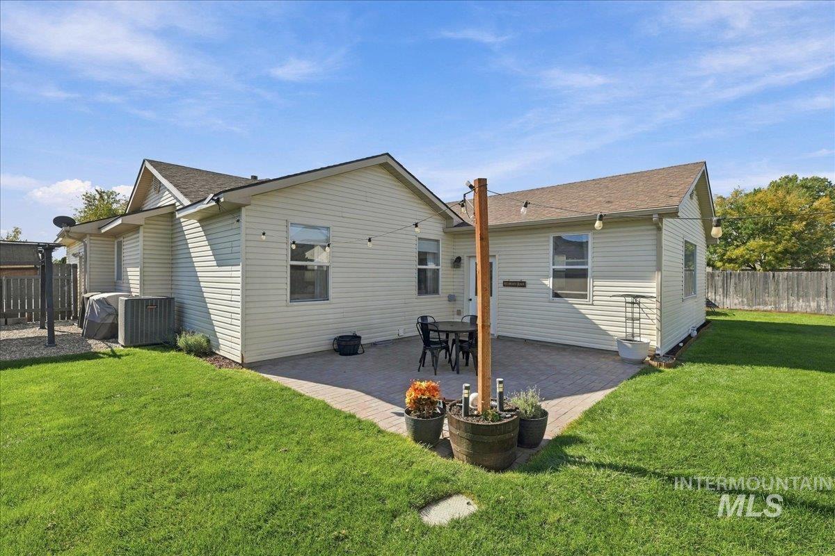 1045 Sw Julia Street Property Photo 39