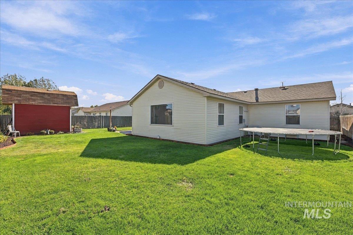 1045 Sw Julia Street Property Photo 44