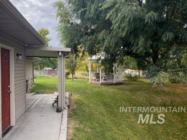 431 W Edwards Ave Property Photo 3