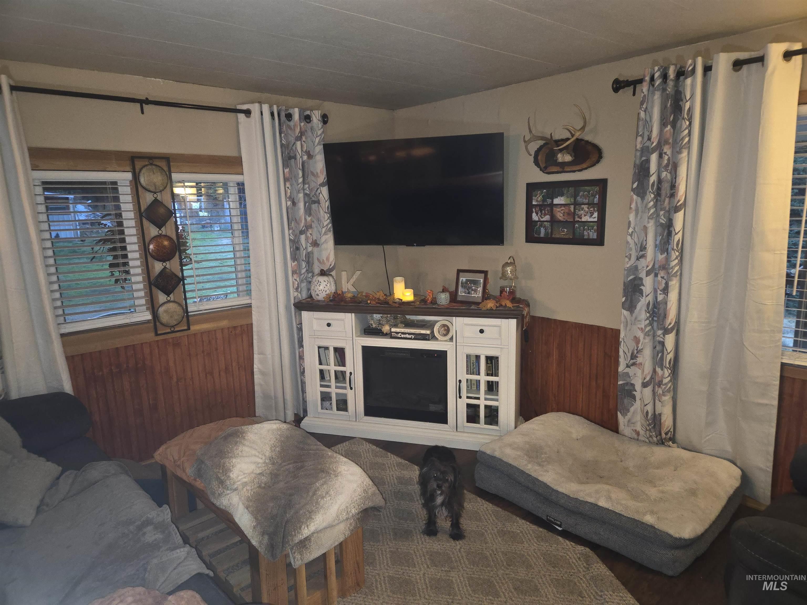 602 Stover Drive Property Photo 2
