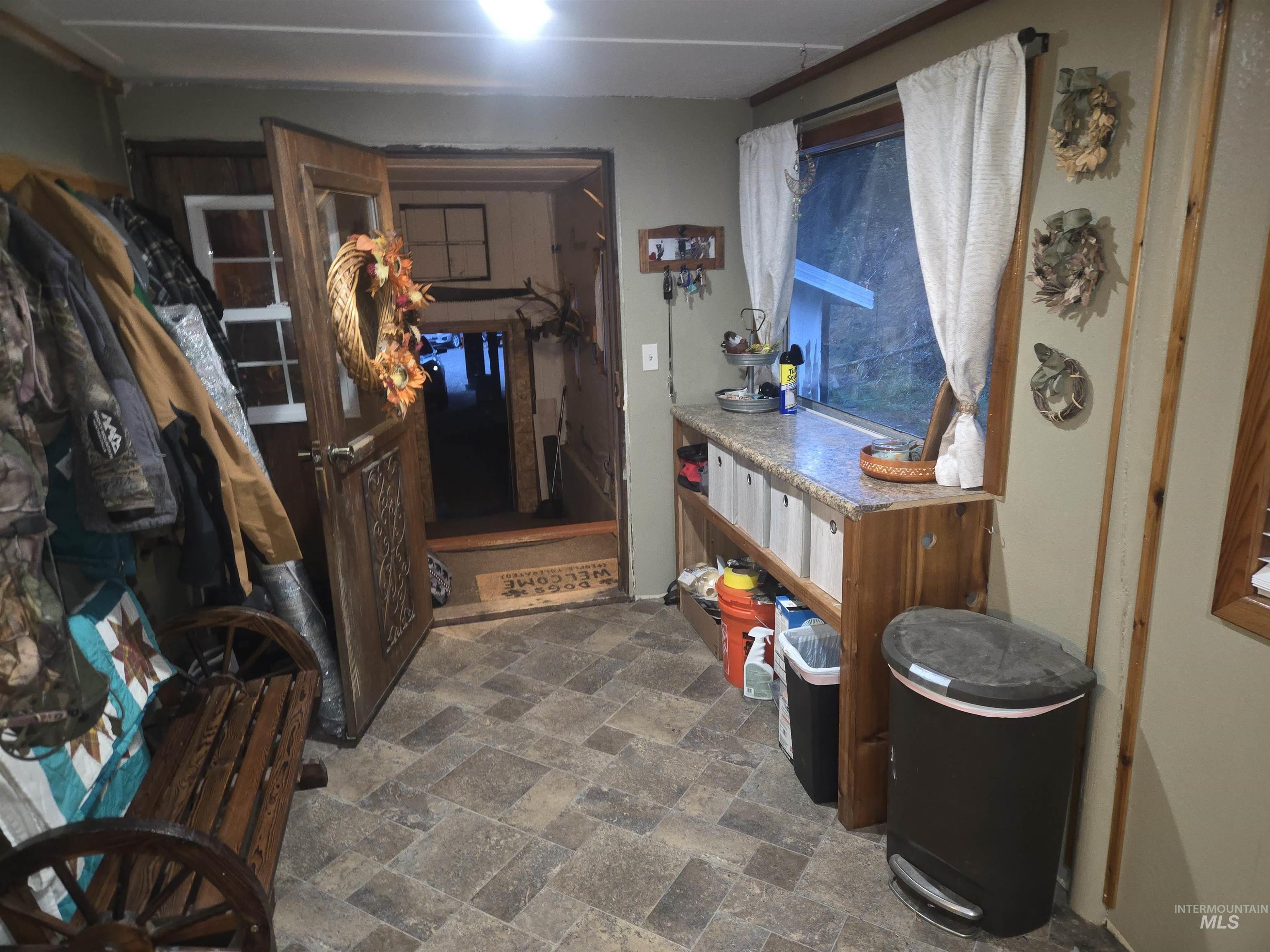 602 Stover Drive Property Photo 8