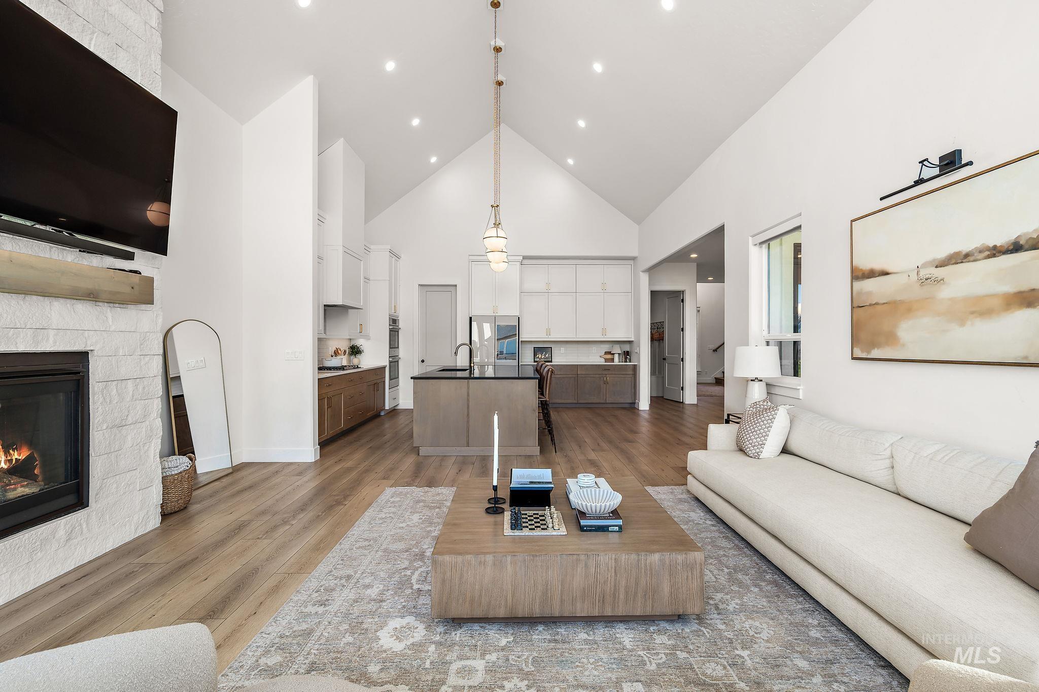 6810 Saddle Bred Way Property Photo 11