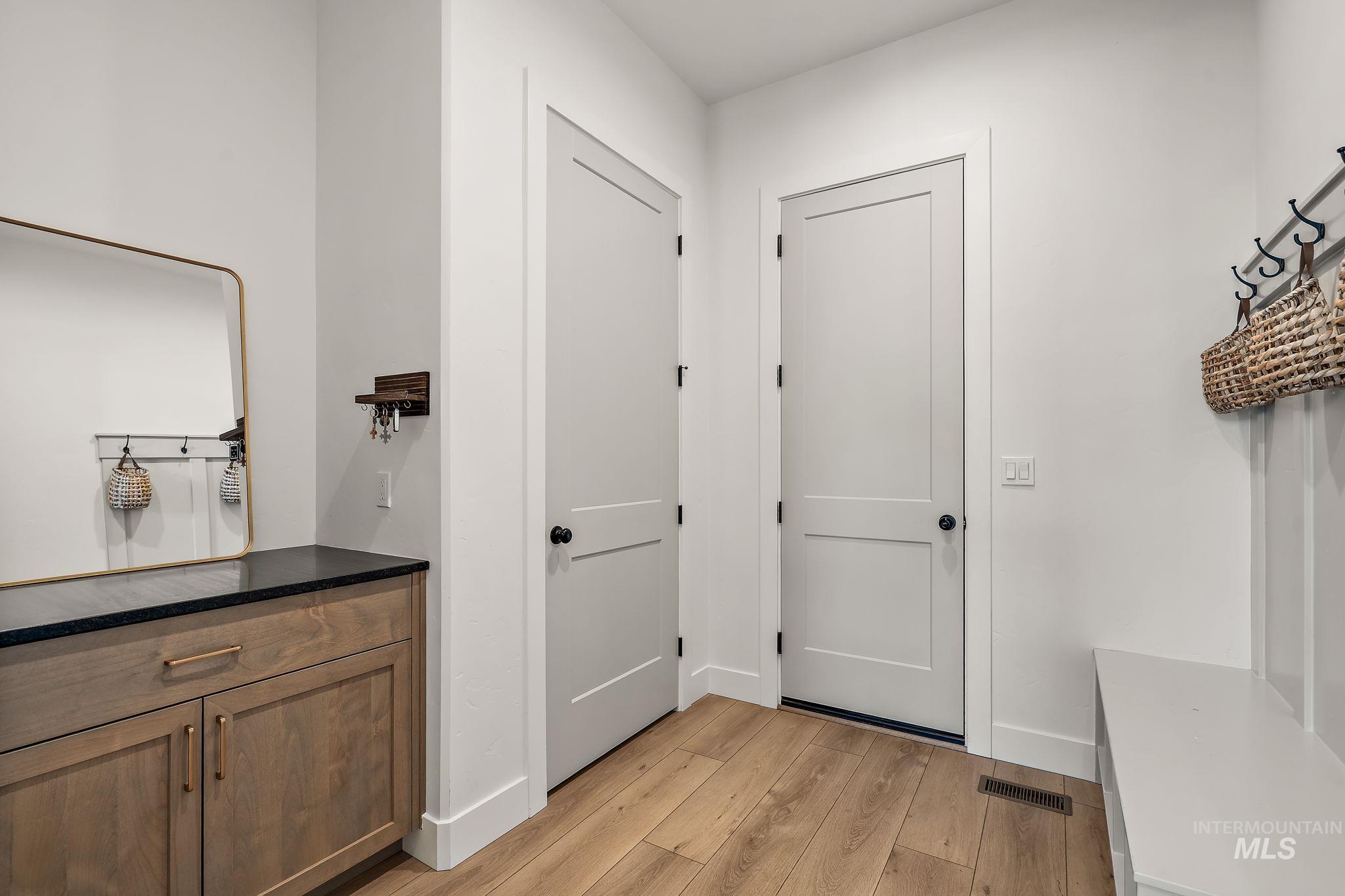 6810 Saddle Bred Way Property Photo 18