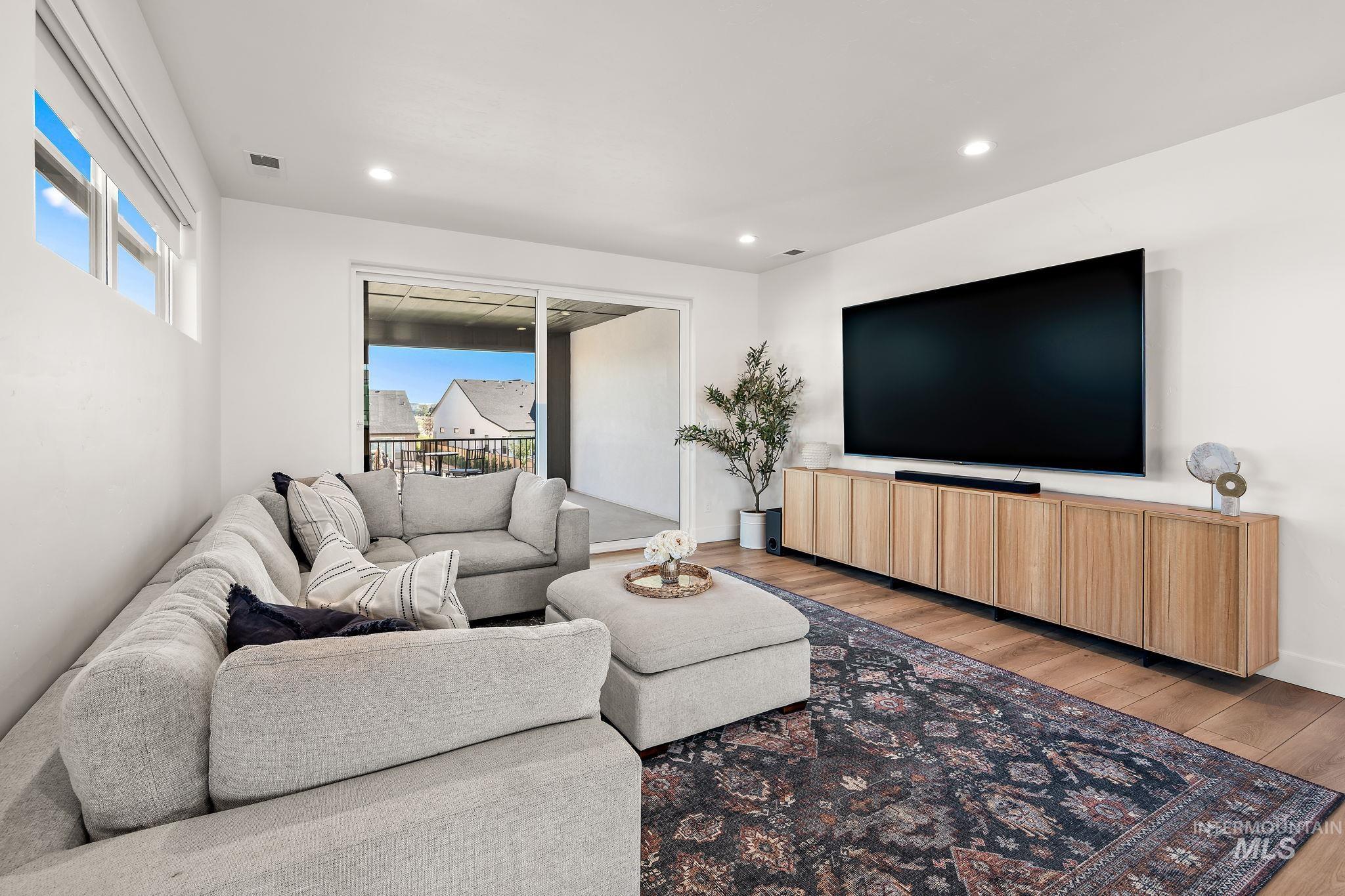 6810 Saddle Bred Way Property Photo 26