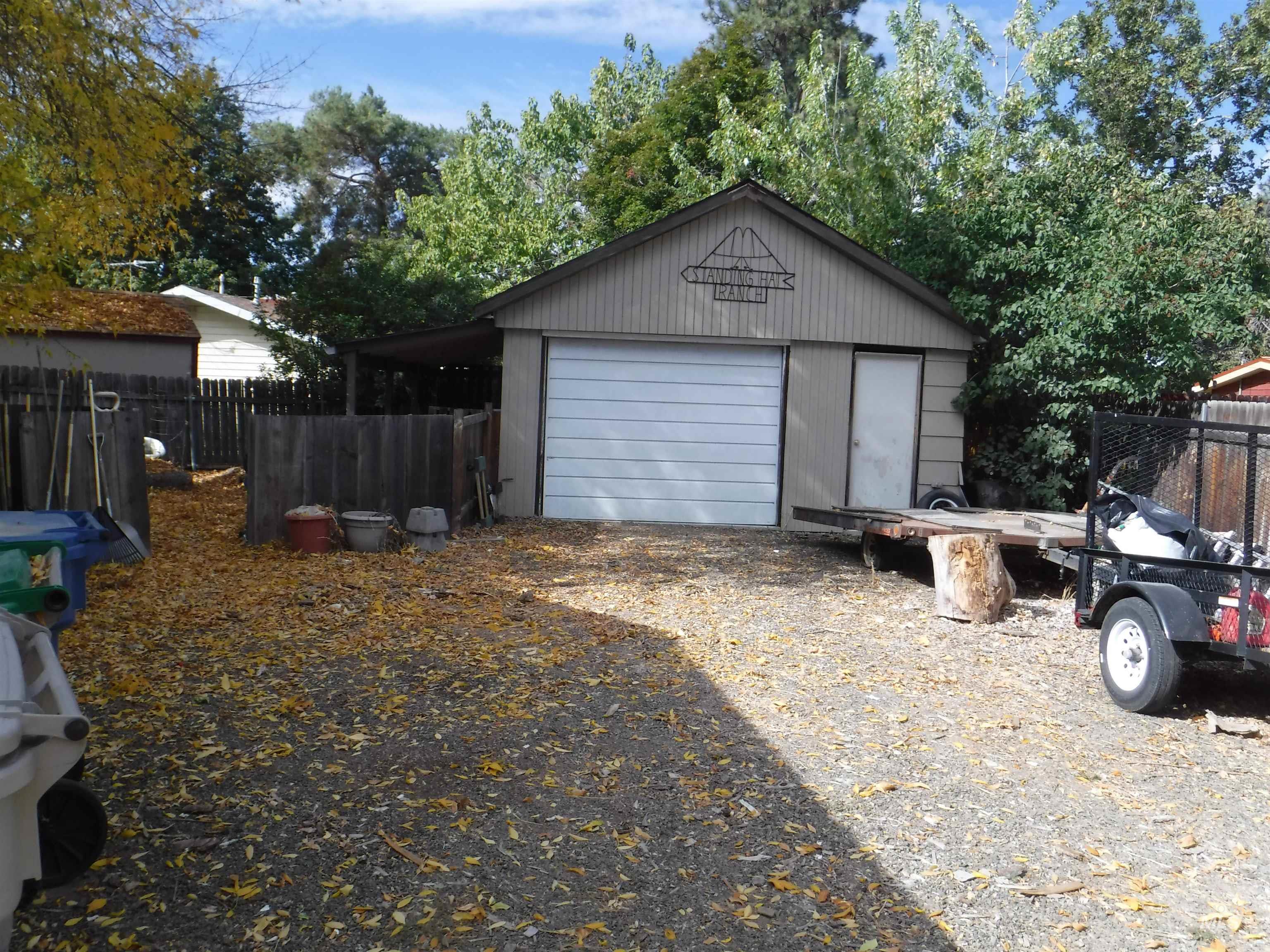 6323 W Tahoe Dr Property Photo 2
