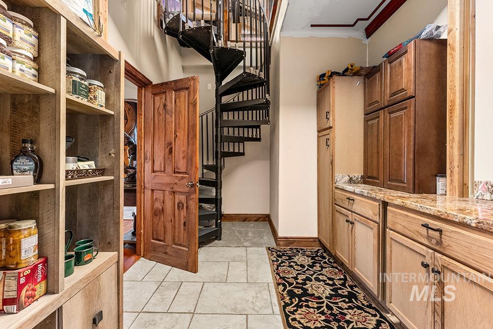 2430 Lappin Ln Property Photo 13