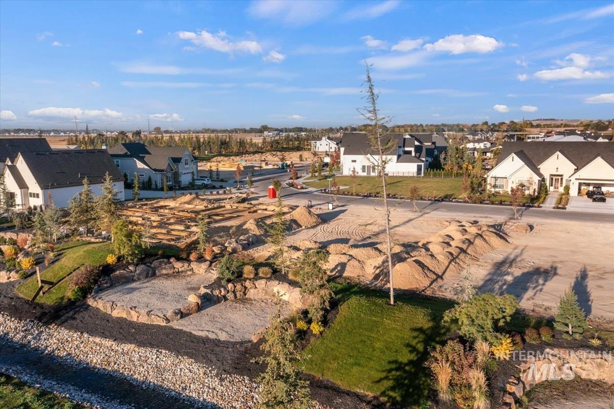3388 N Harvest Moon Way Property Photo 8