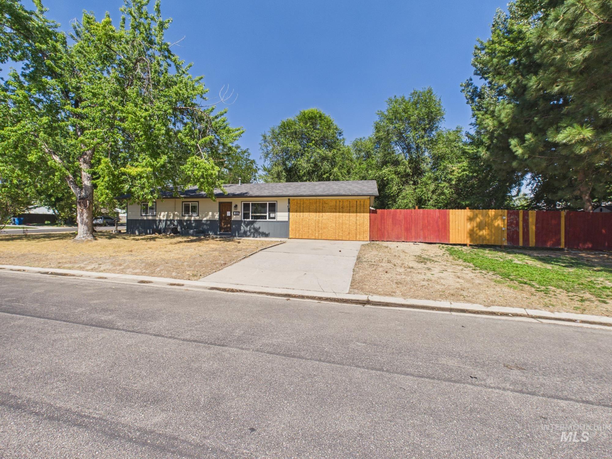 605 Harmon Way Property Photo 1