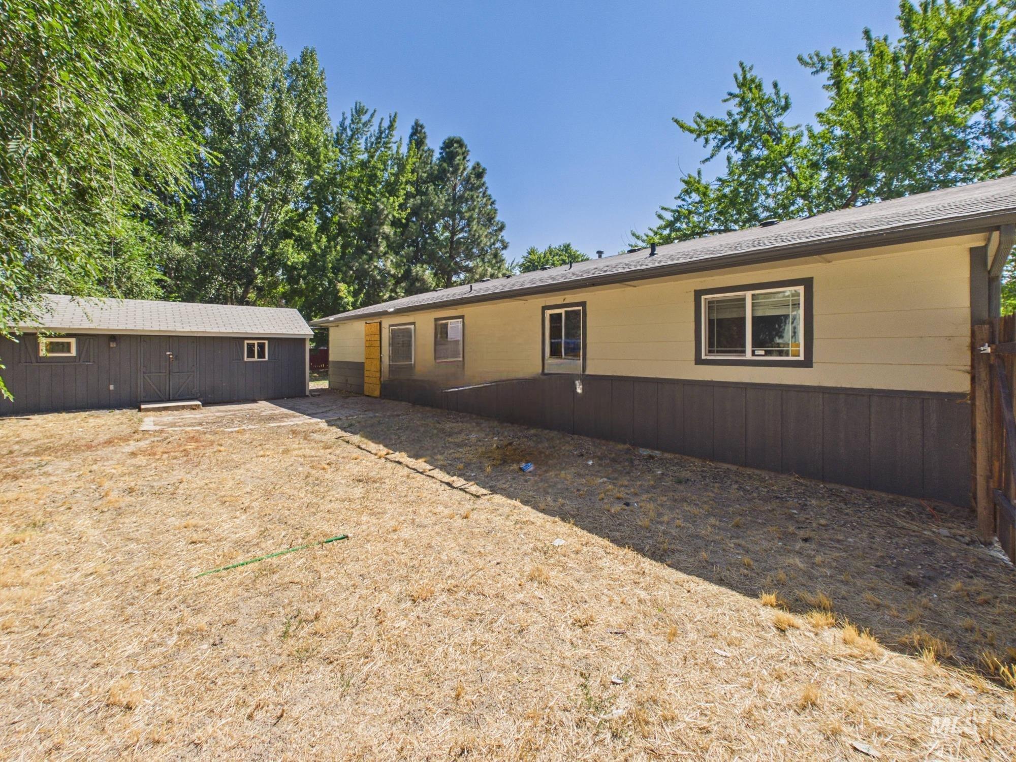 605 Harmon Way Property Photo 19
