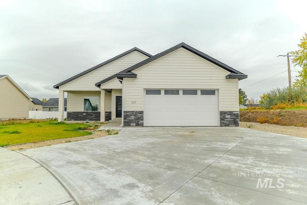 1117 14Th St Property Photo 1