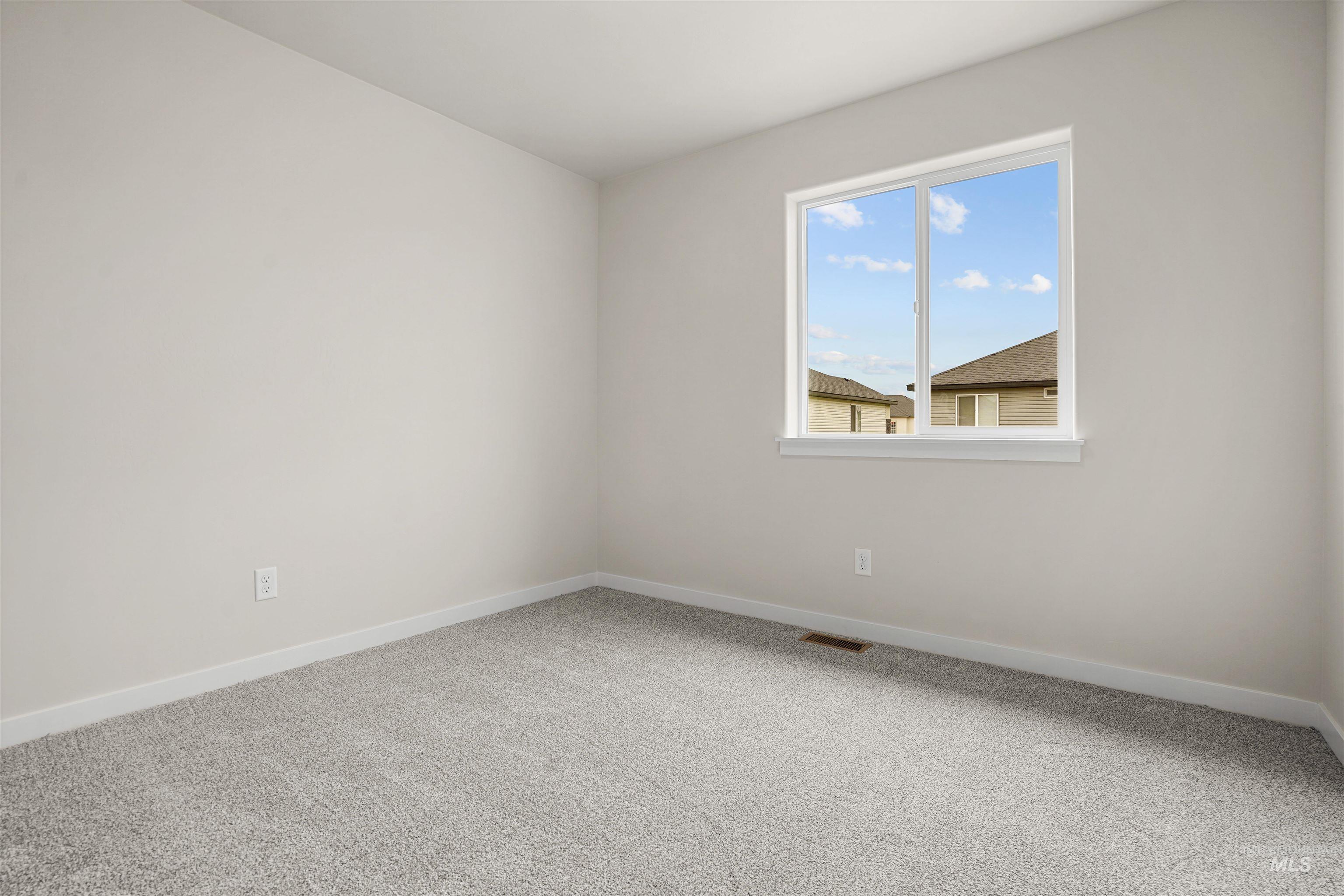 2212 S Yukon Trail Property Photo 11