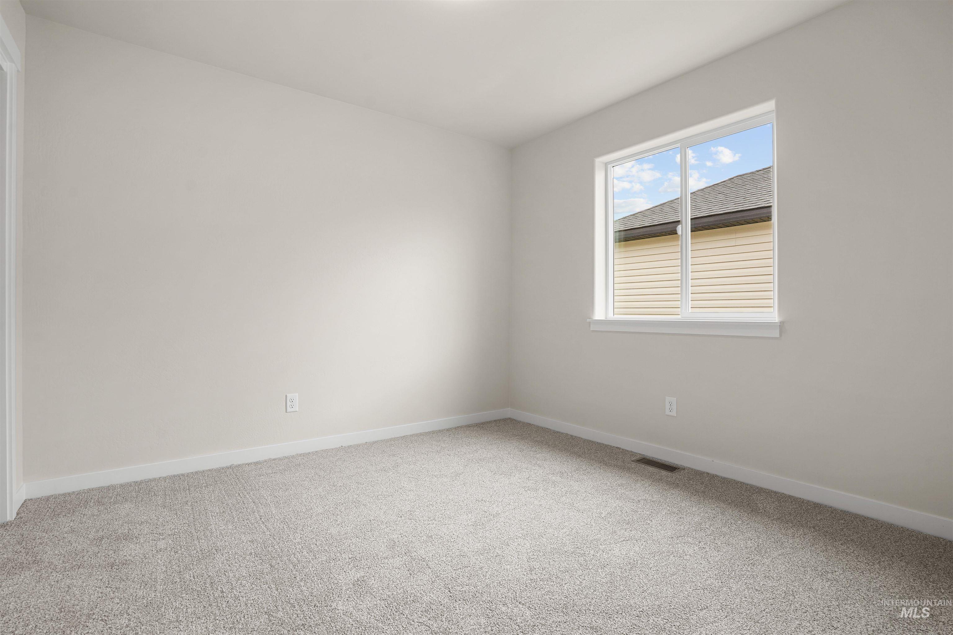 2212 S Yukon Trail Property Photo 12