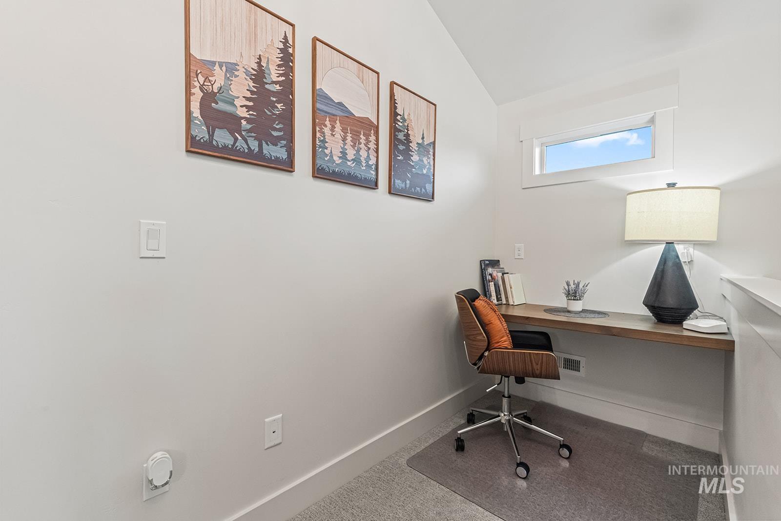 107 Bighorn Court Property Photo 11