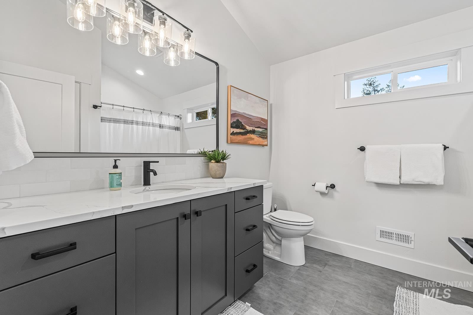 107 Bighorn Court Property Photo 15