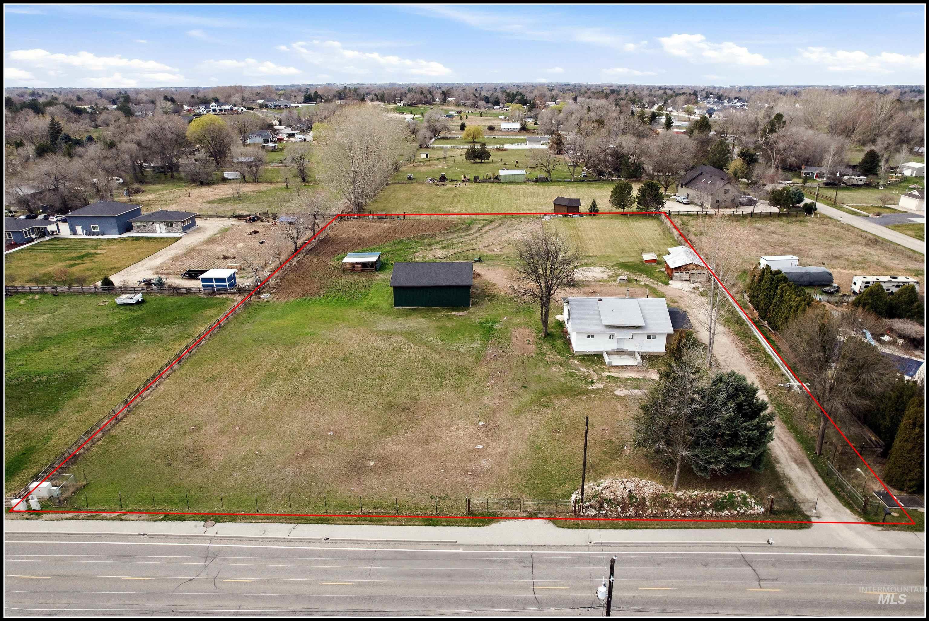 3505 S Maple Grove Rd Property Photo 1