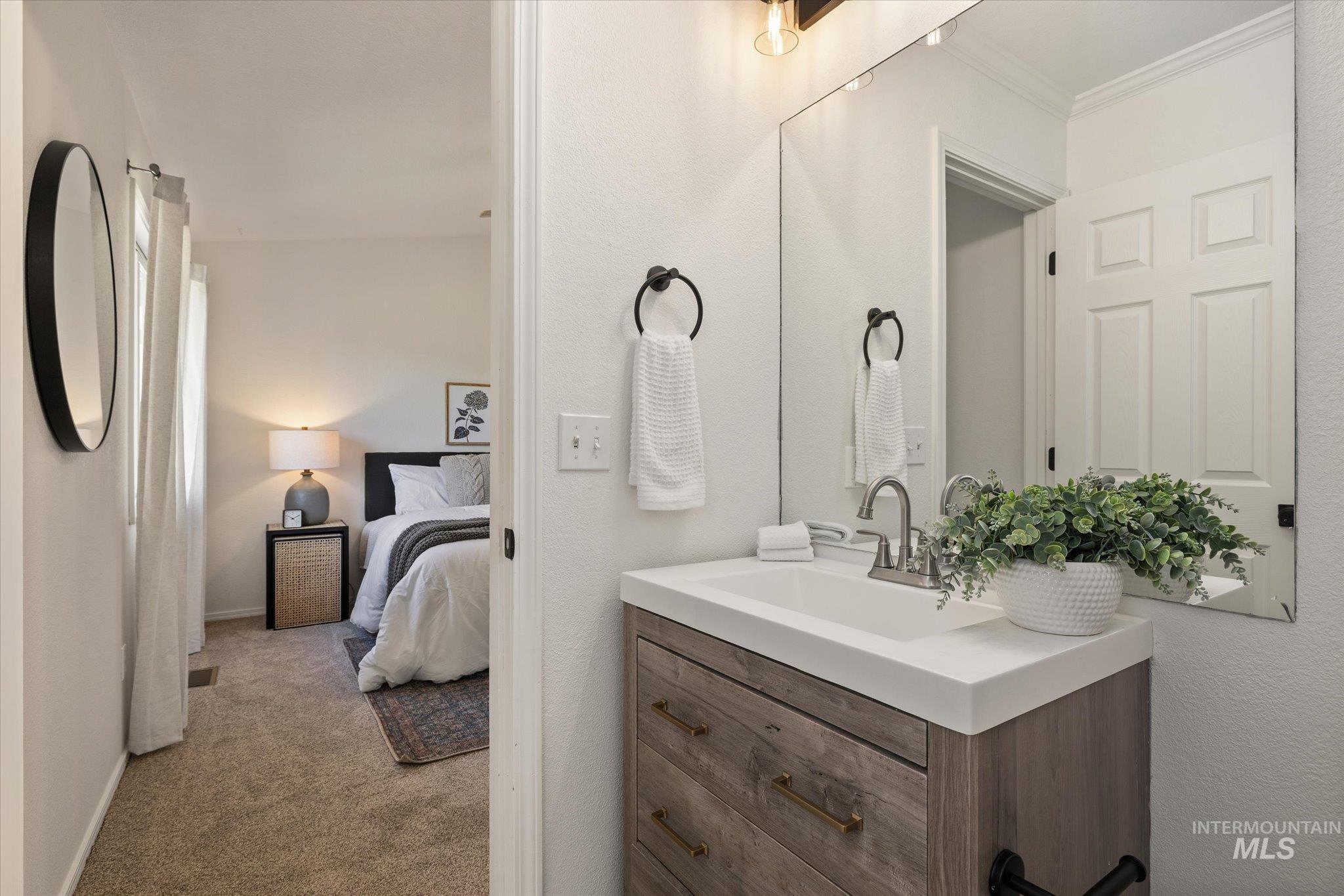 6681 N Amesbury Way Property Photo 17