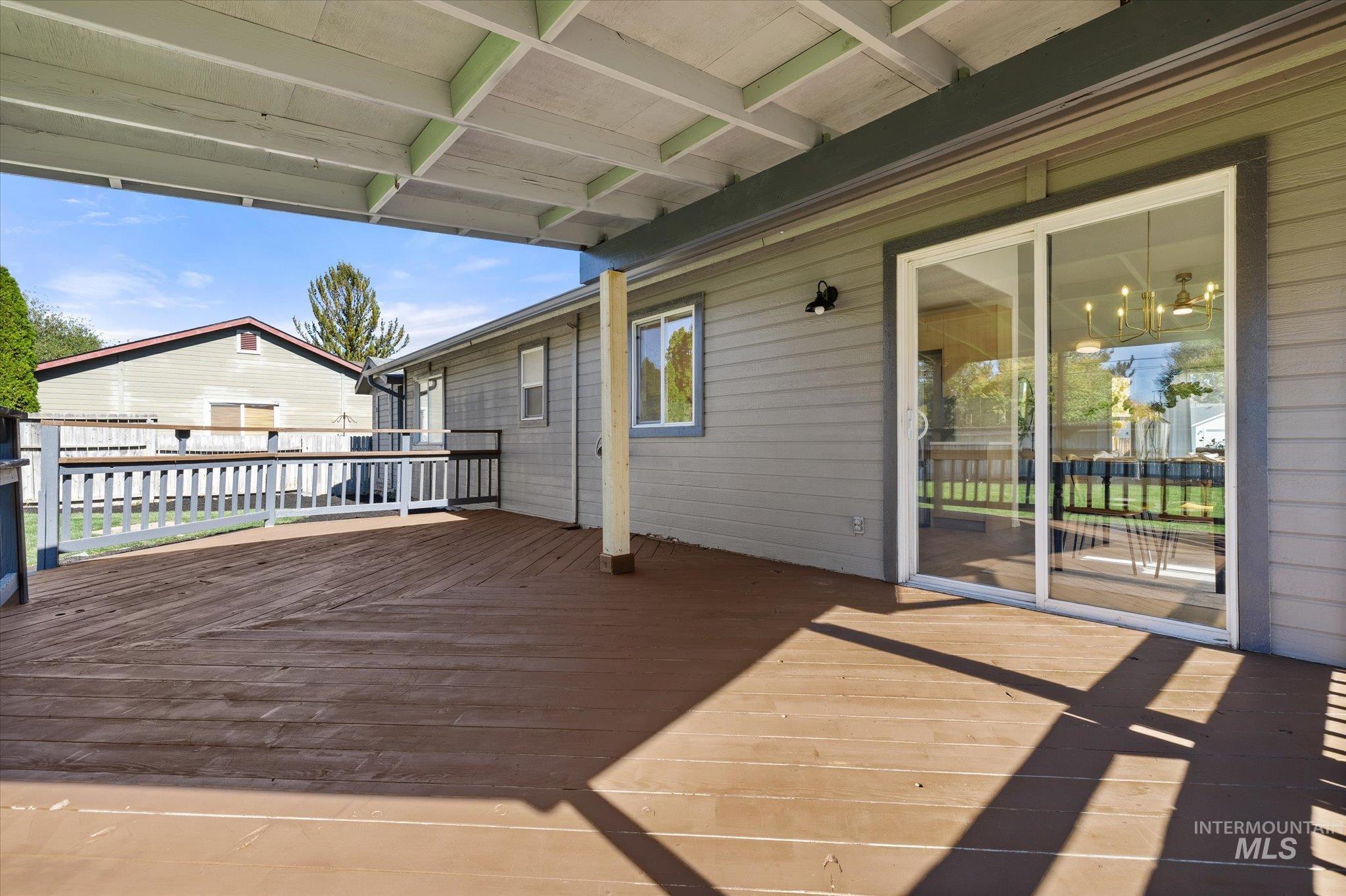 6681 N Amesbury Way Property Photo 24