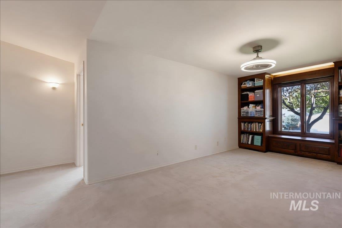 1760 Fairmont Dr Property Photo 15