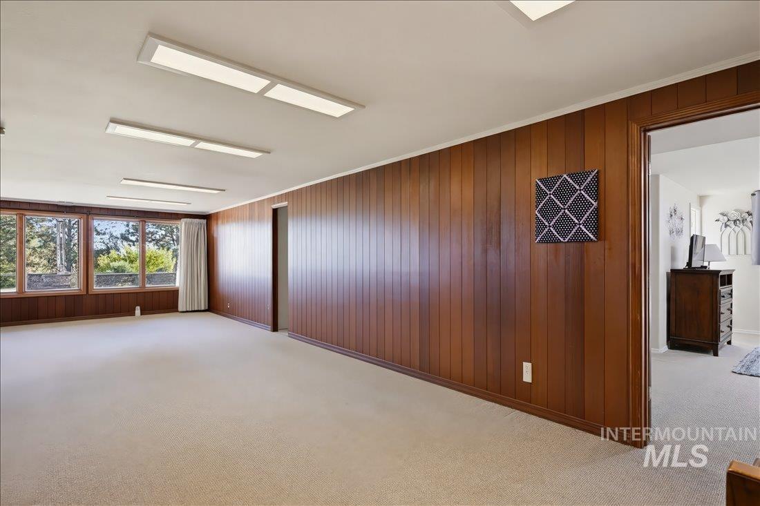 1760 Fairmont Dr Property Photo 35