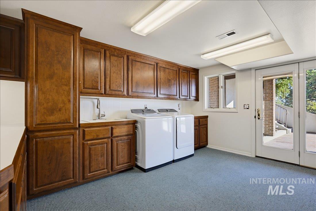 1760 Fairmont Dr Property Photo 42