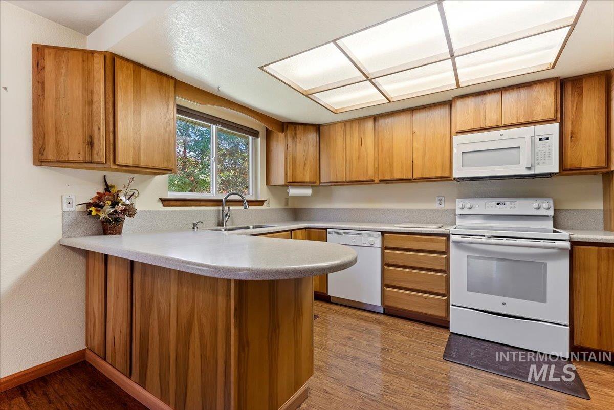 3854 S Rushmore Way Property Photo 12