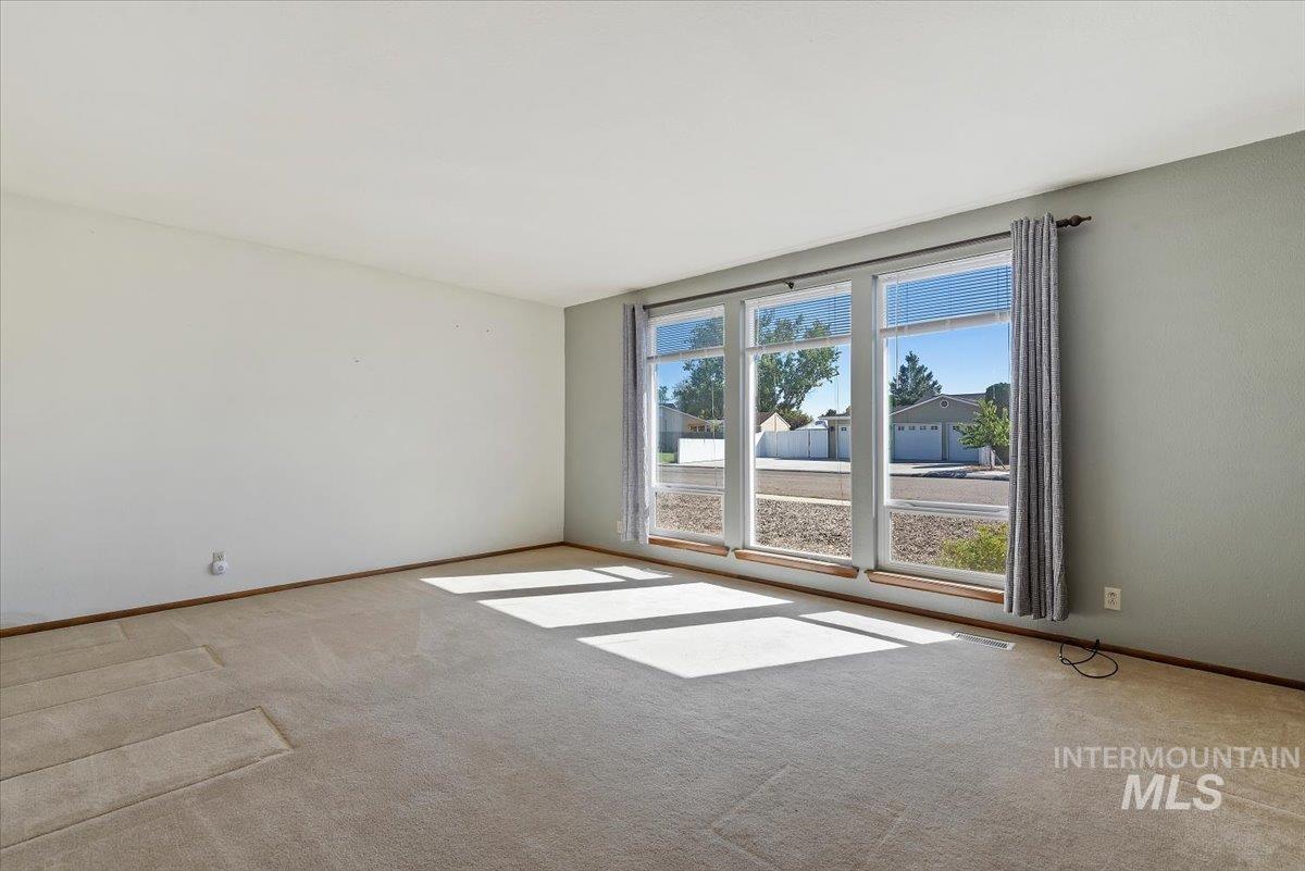 3854 S Rushmore Way Property Photo 14
