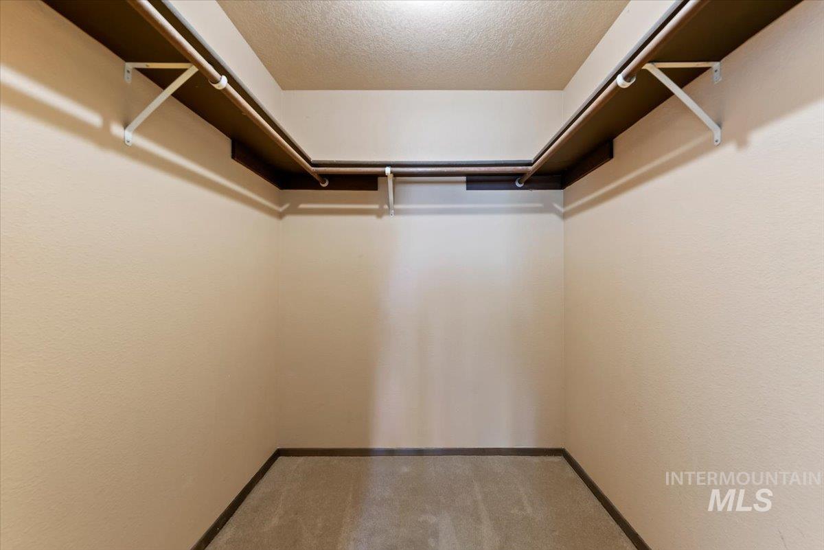 3854 S Rushmore Way Property Photo 19