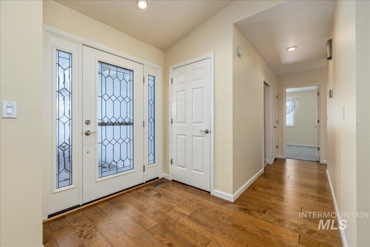 8565 N Willowdale Dr Property Photo 5