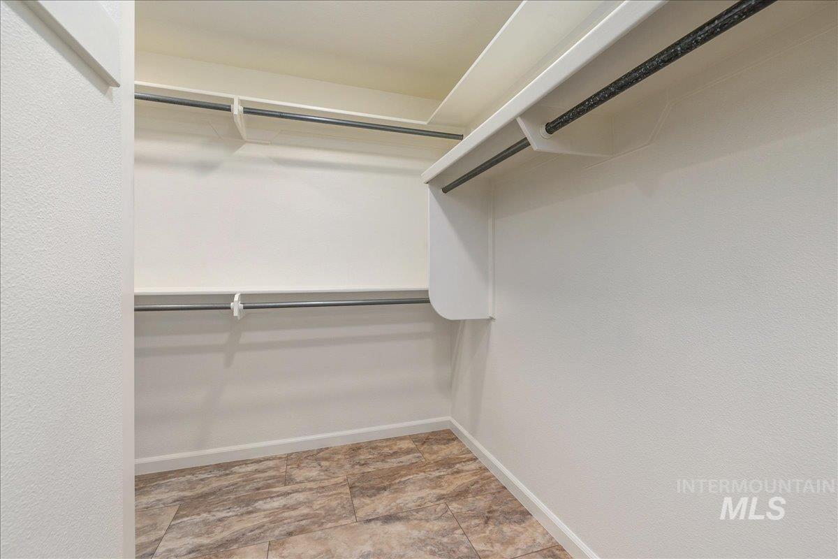 8565 N Willowdale Dr Property Photo 26