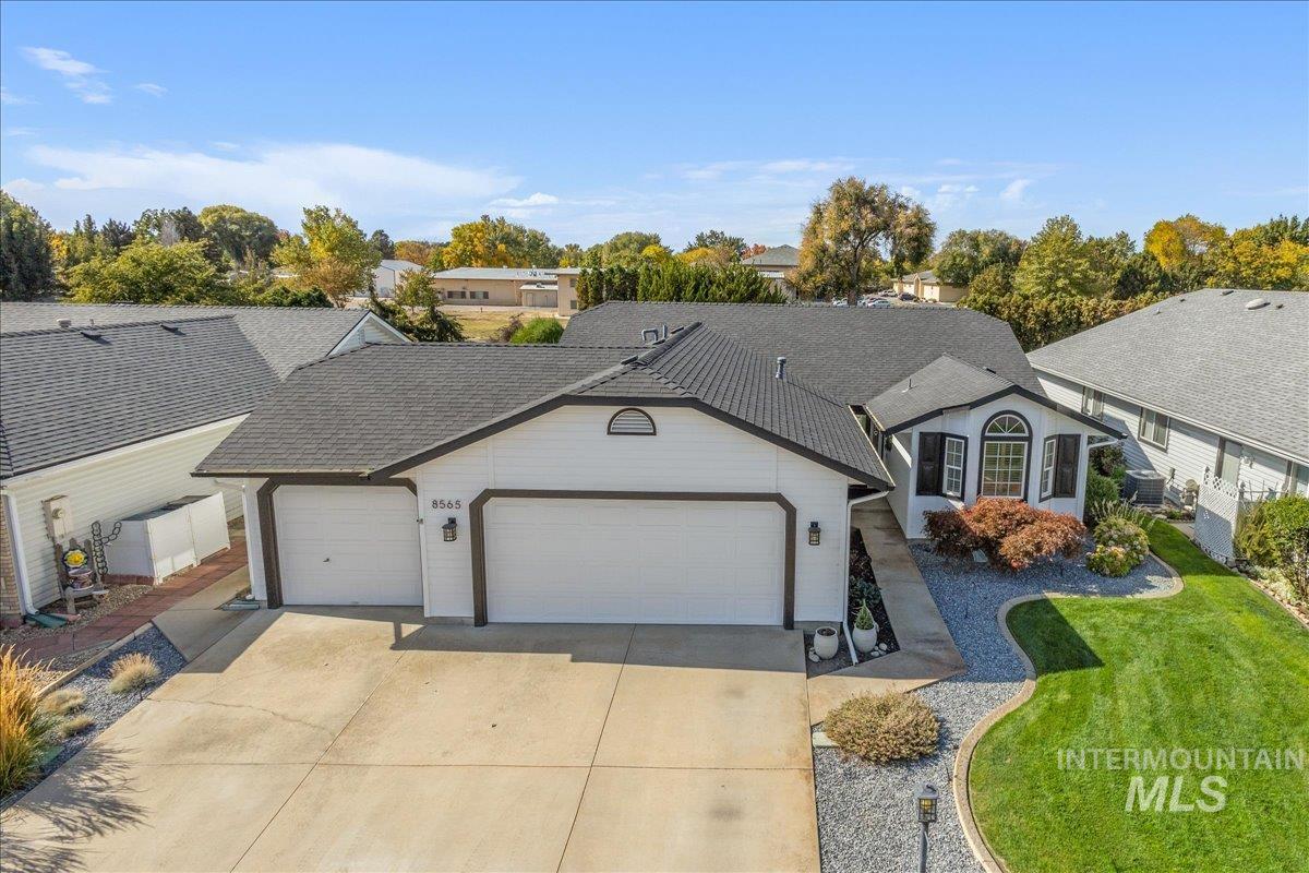 8565 N Willowdale Dr Property Photo 49