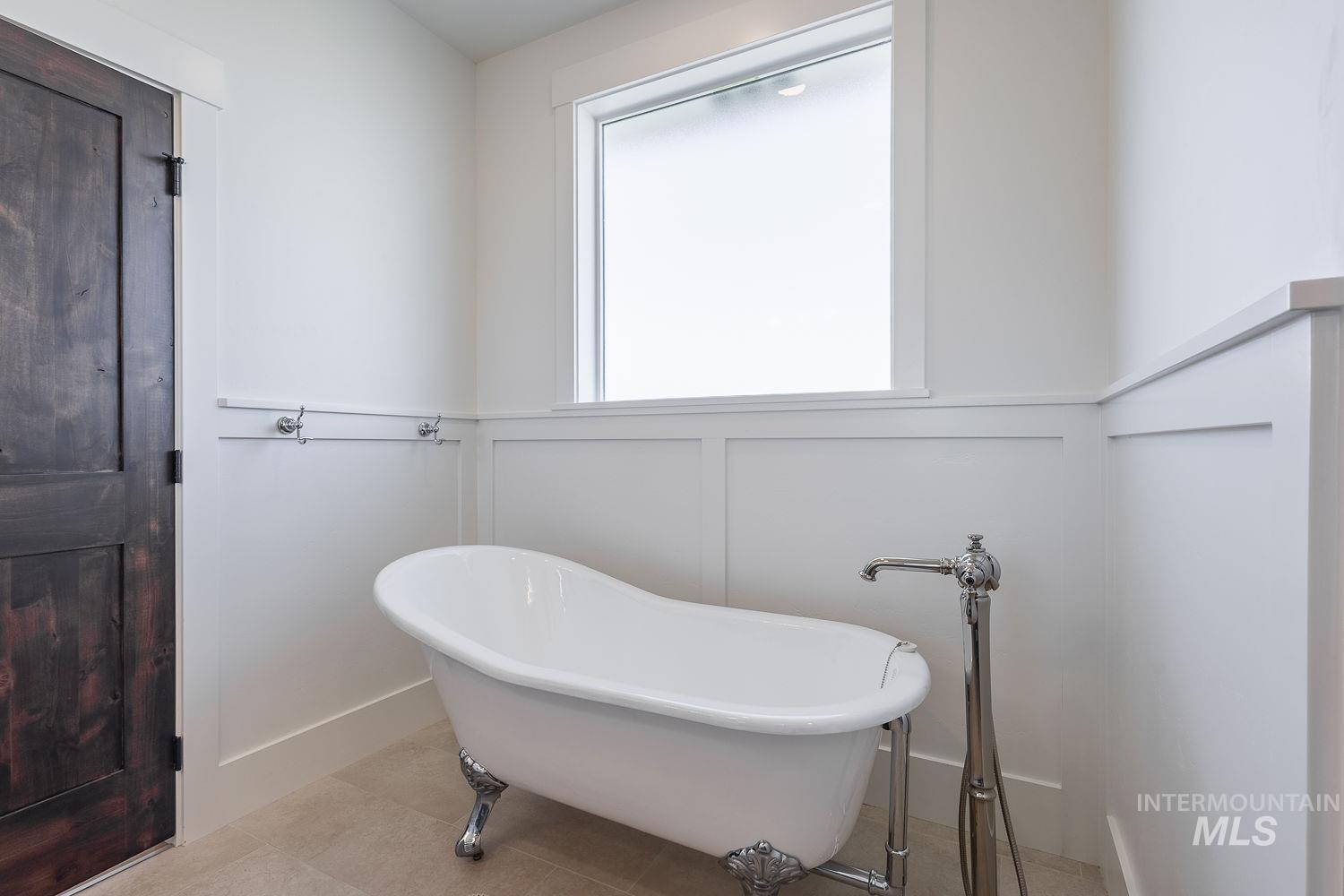 8633 Map Rock Road Property Photo 20