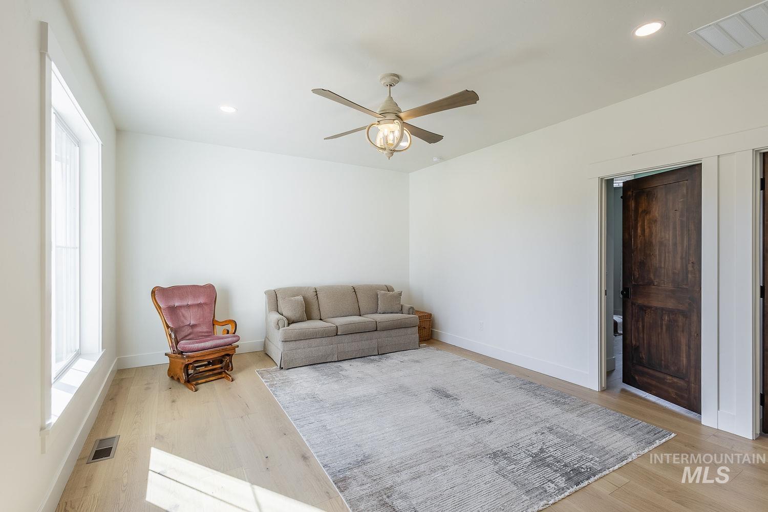 8633 Map Rock Road Property Photo 22