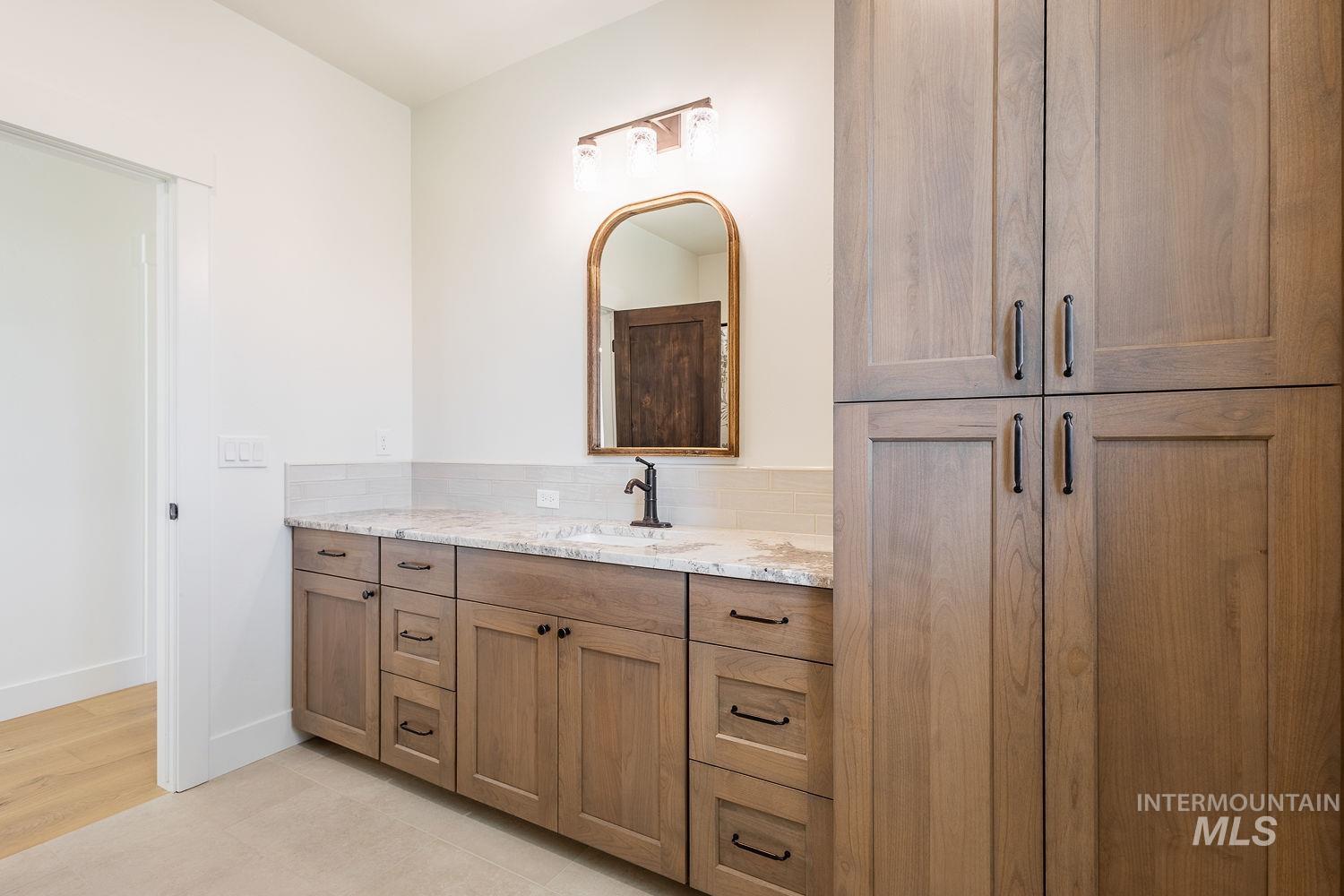 8633 Map Rock Road Property Photo 27