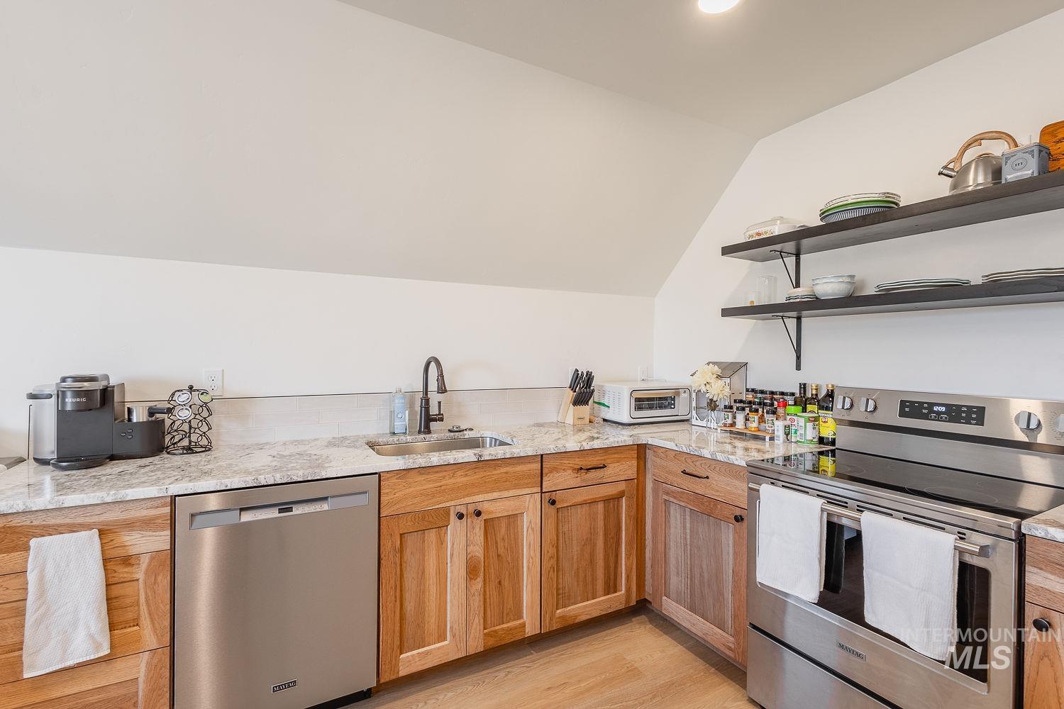 8633 Map Rock Road Property Photo 41