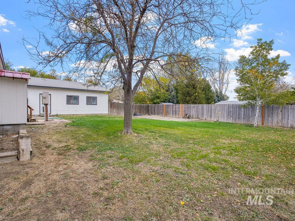 320 N Main Street Property Photo 20