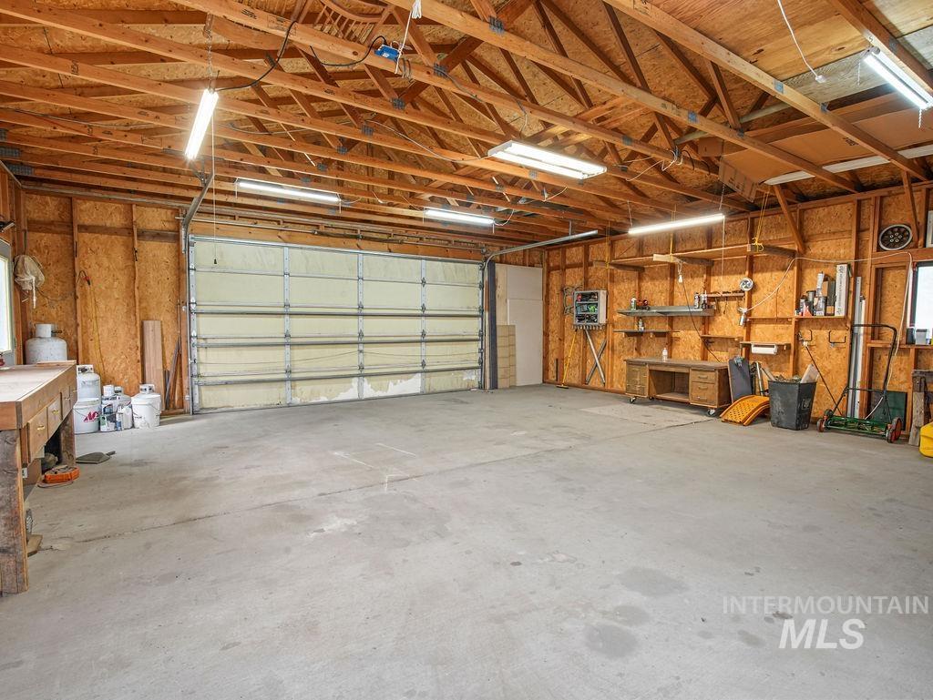 320 N Main Street Property Photo 22
