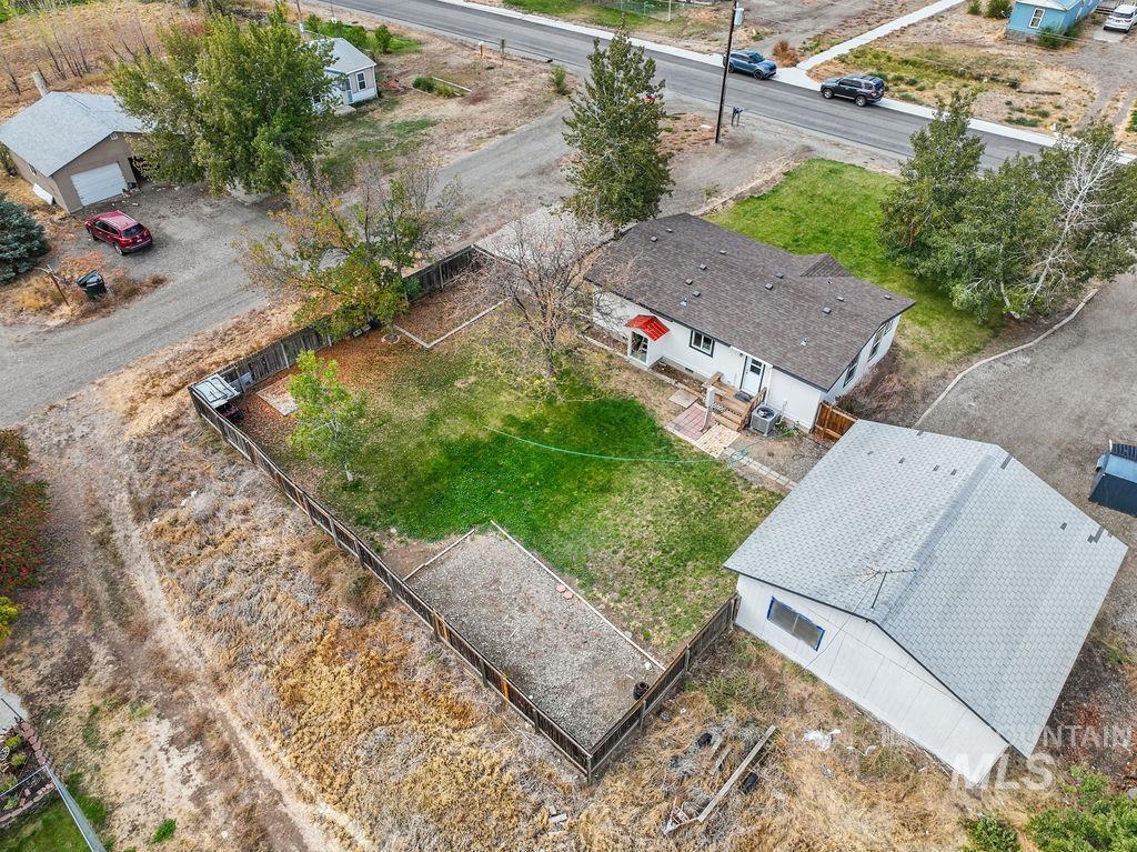 320 N Main Street Property Photo 24