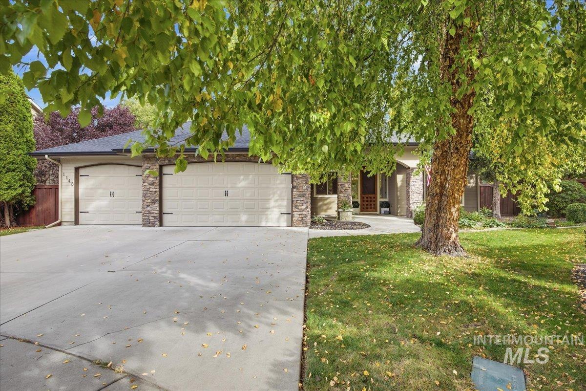 1148 E Redwall Ct Property Photo 4