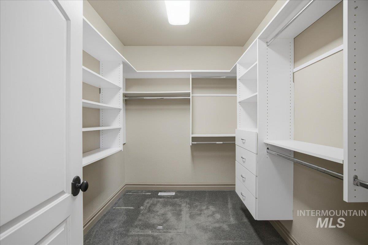 1148 E Redwall Ct Property Photo 24