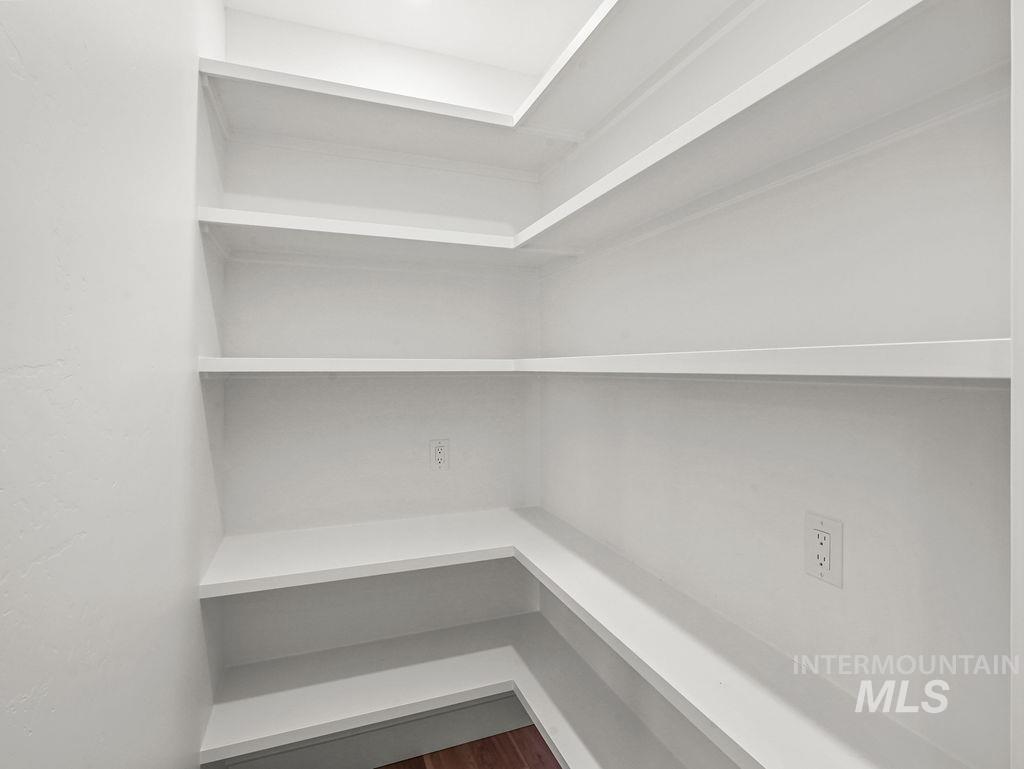 1183 Magic Rd Property Photo 14