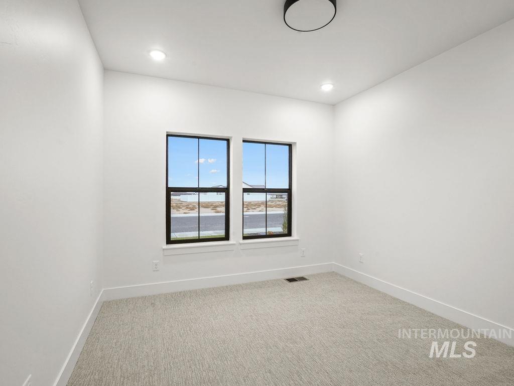 1183 Magic Rd Property Photo 29