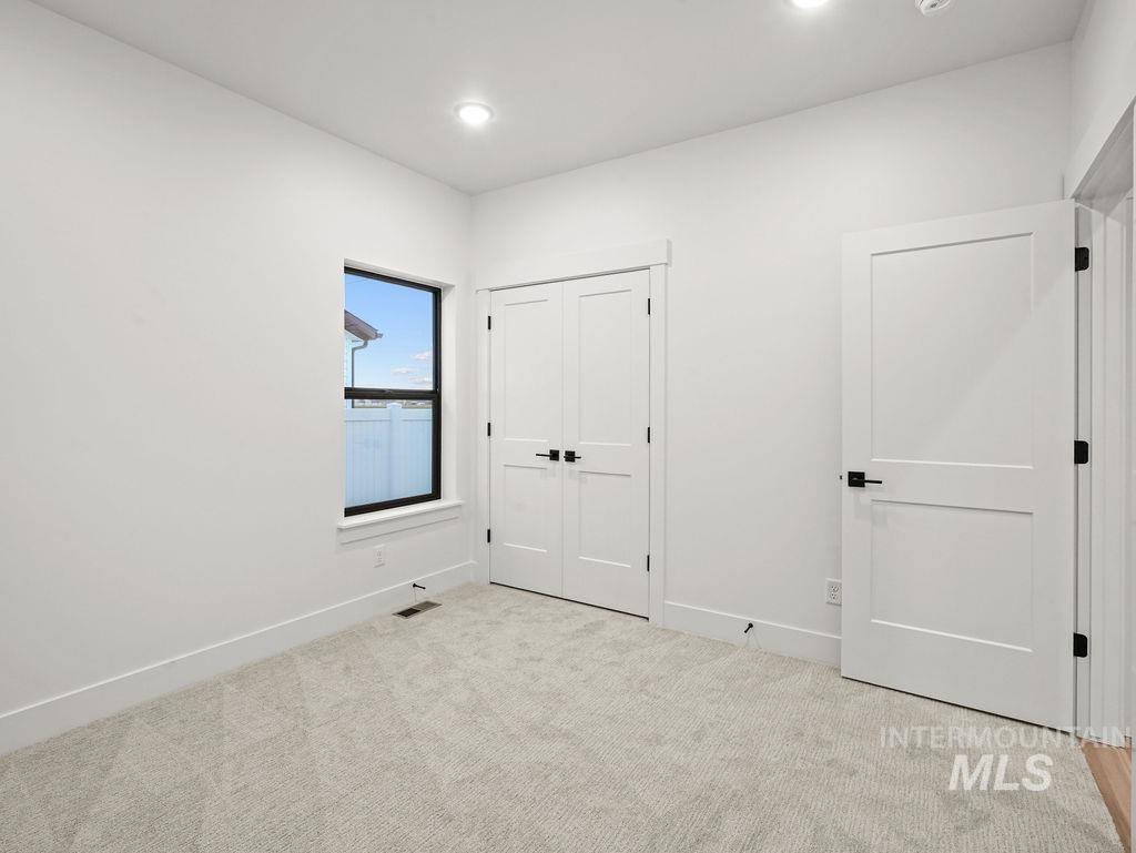 1183 Magic Rd Property Photo 34