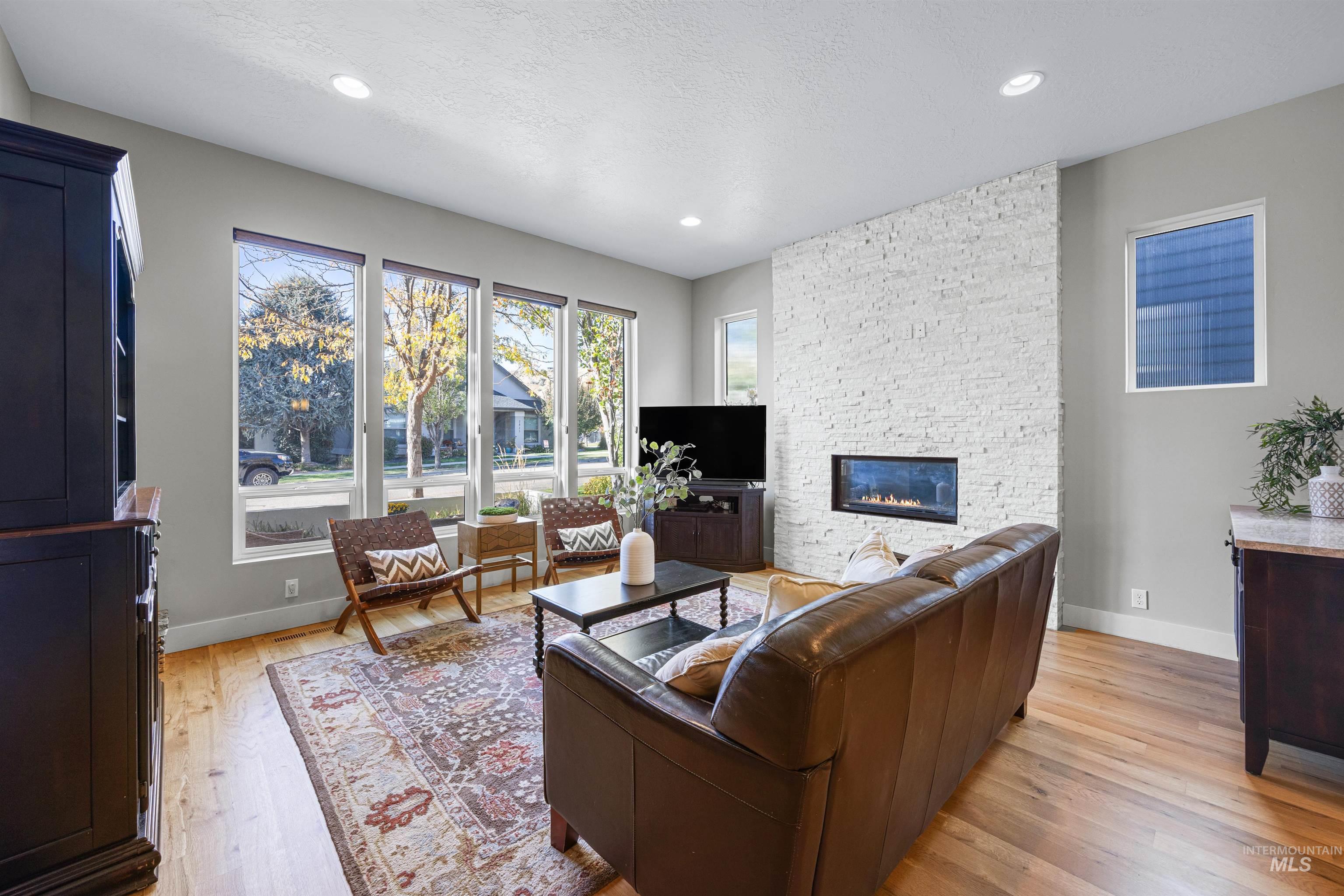 2824 S Honeycomb Way Property Photo 3